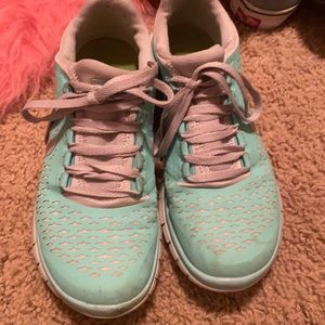 Nike Tiffany blue sneaker
